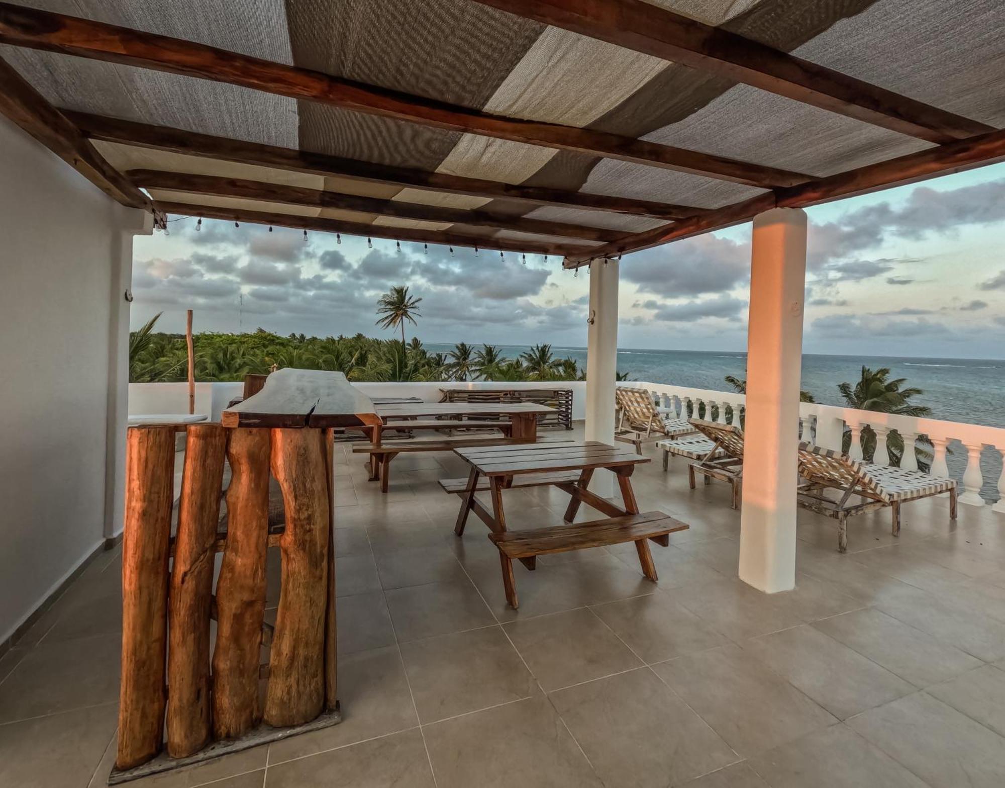 Caribbean Casa Blanca Apartment Xcalak Exterior photo